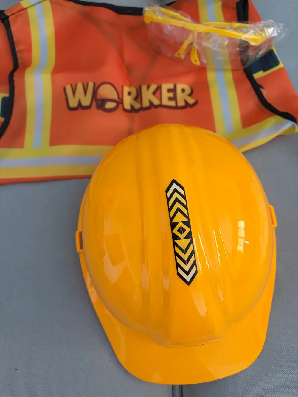 NWOT Construction Safety Vest, Goggles & Hard Hat